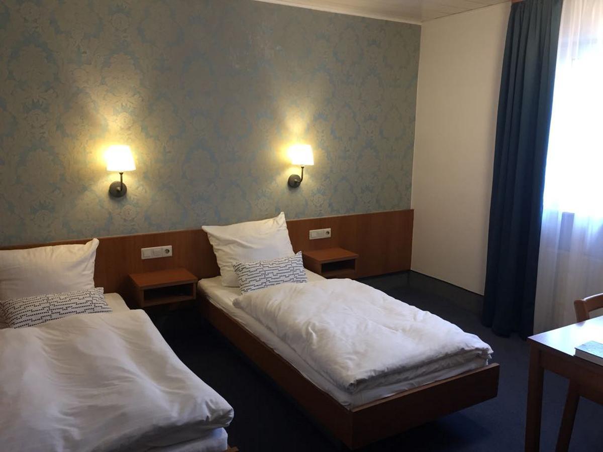 Zip Hotel Lingenfeld エクステリア 写真